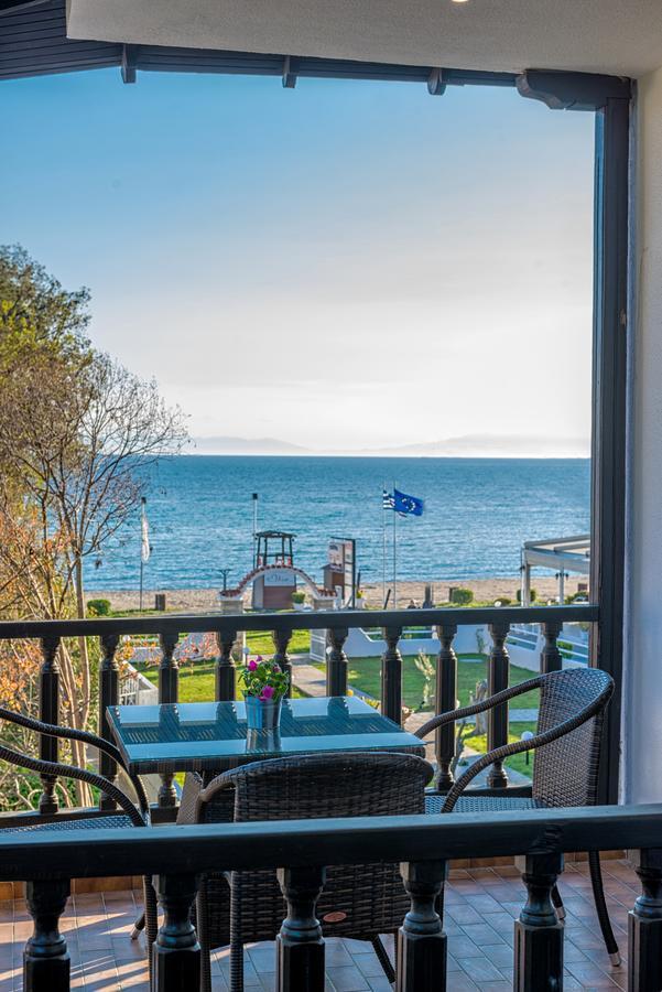 Georgalas Sun Beach Rooms Nea Kallikrateia Eksteriør billede