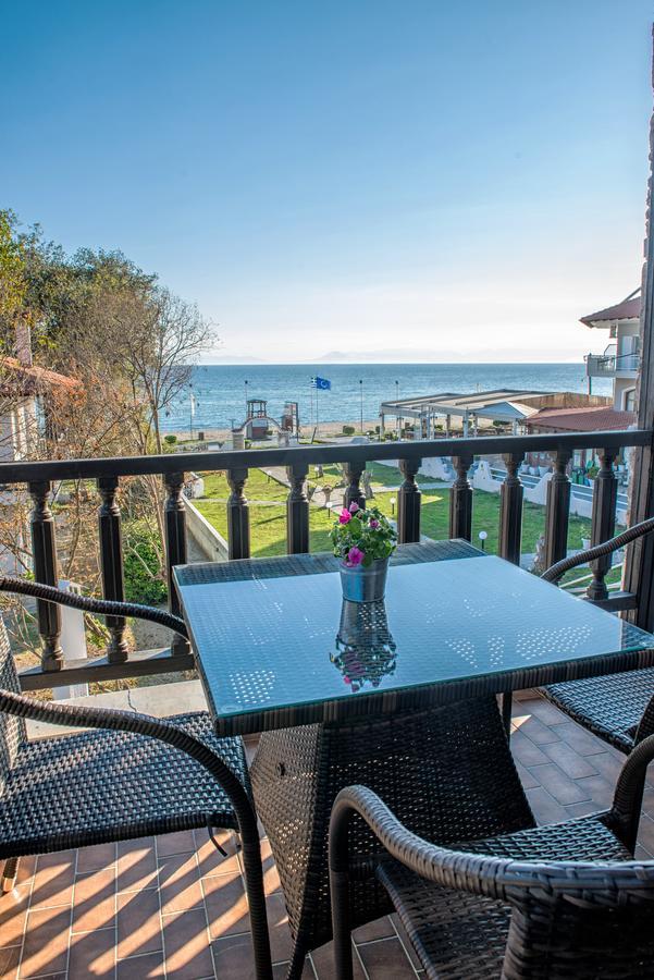 Georgalas Sun Beach Rooms Nea Kallikrateia Eksteriør billede