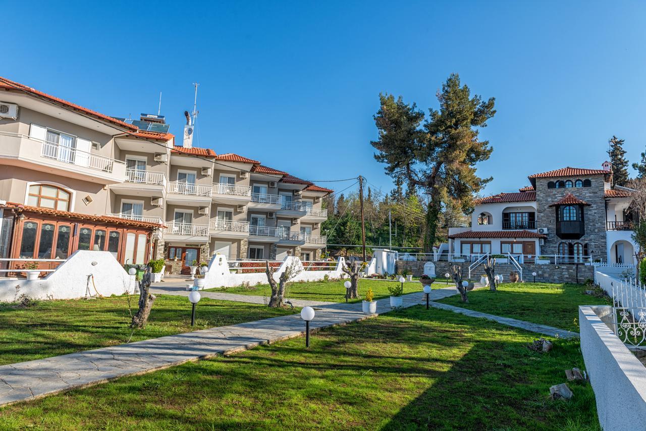 Georgalas Sun Beach Rooms Nea Kallikrateia Eksteriør billede