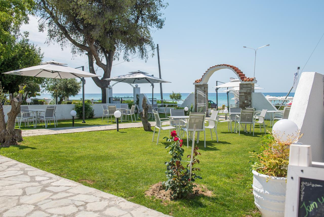 Georgalas Sun Beach Rooms Nea Kallikrateia Eksteriør billede